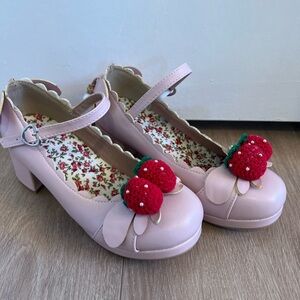 Women’s size 4.5 Shoes with Strawberry Design EU 35